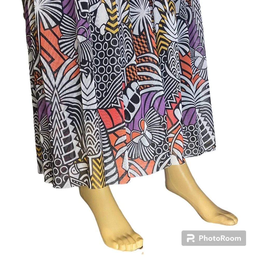 FARM Rio Black and Pink Pleated Maxi Skirt - Picture 11 of 16